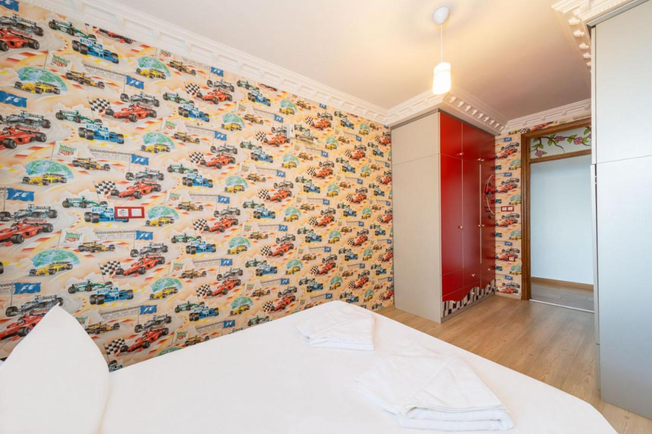 Lovely Flat With Sea View Near Beach In Muratpasa Antalya Buitenkant foto